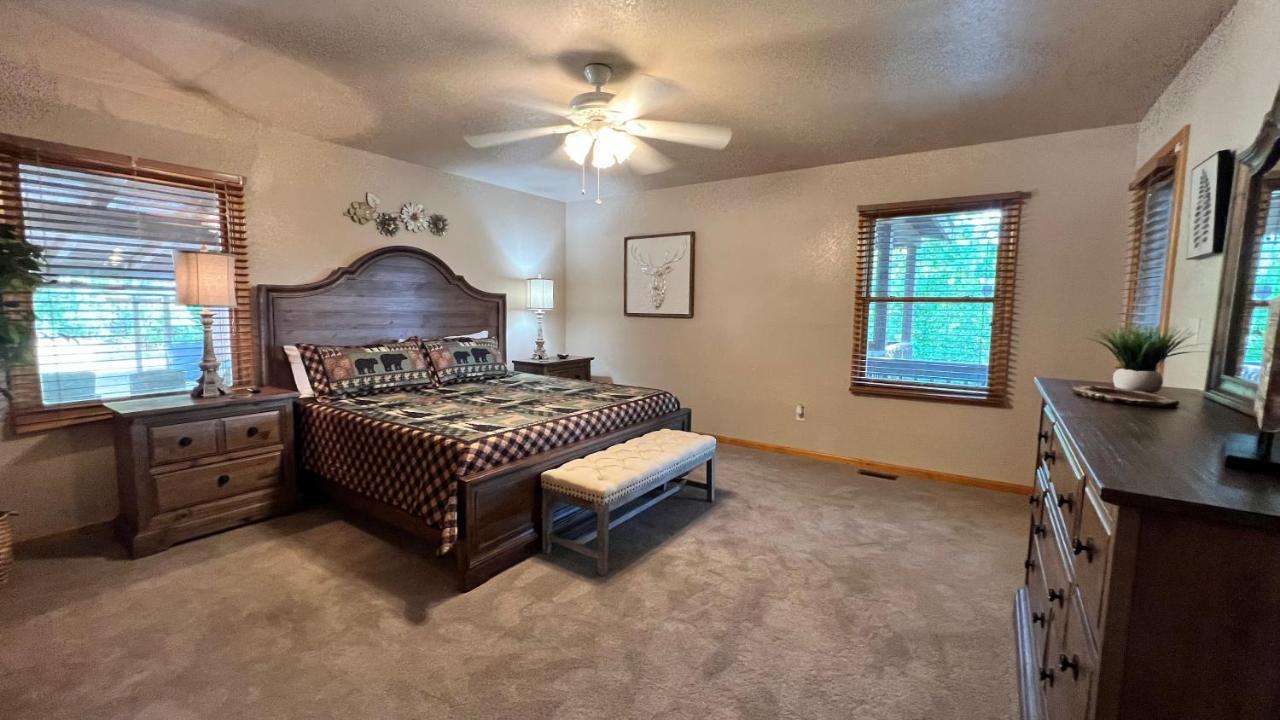 Mistletoe Cabin- Private Cabin W Views, Hottub, Pet Friendly Murphy Exterior photo